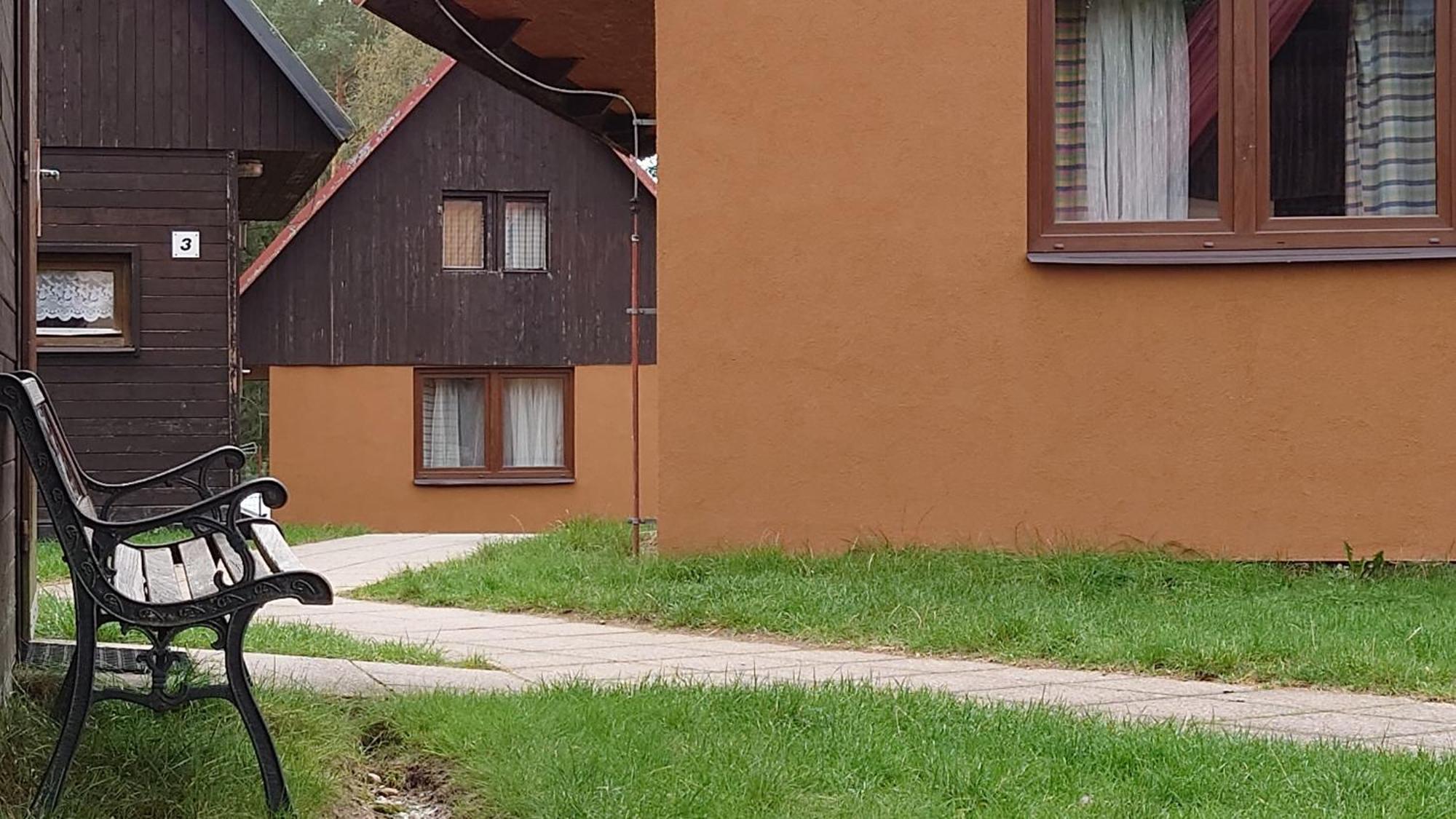 Raj Sportovni A Rekreacni Resort Branzez Knezmost Luaran gambar