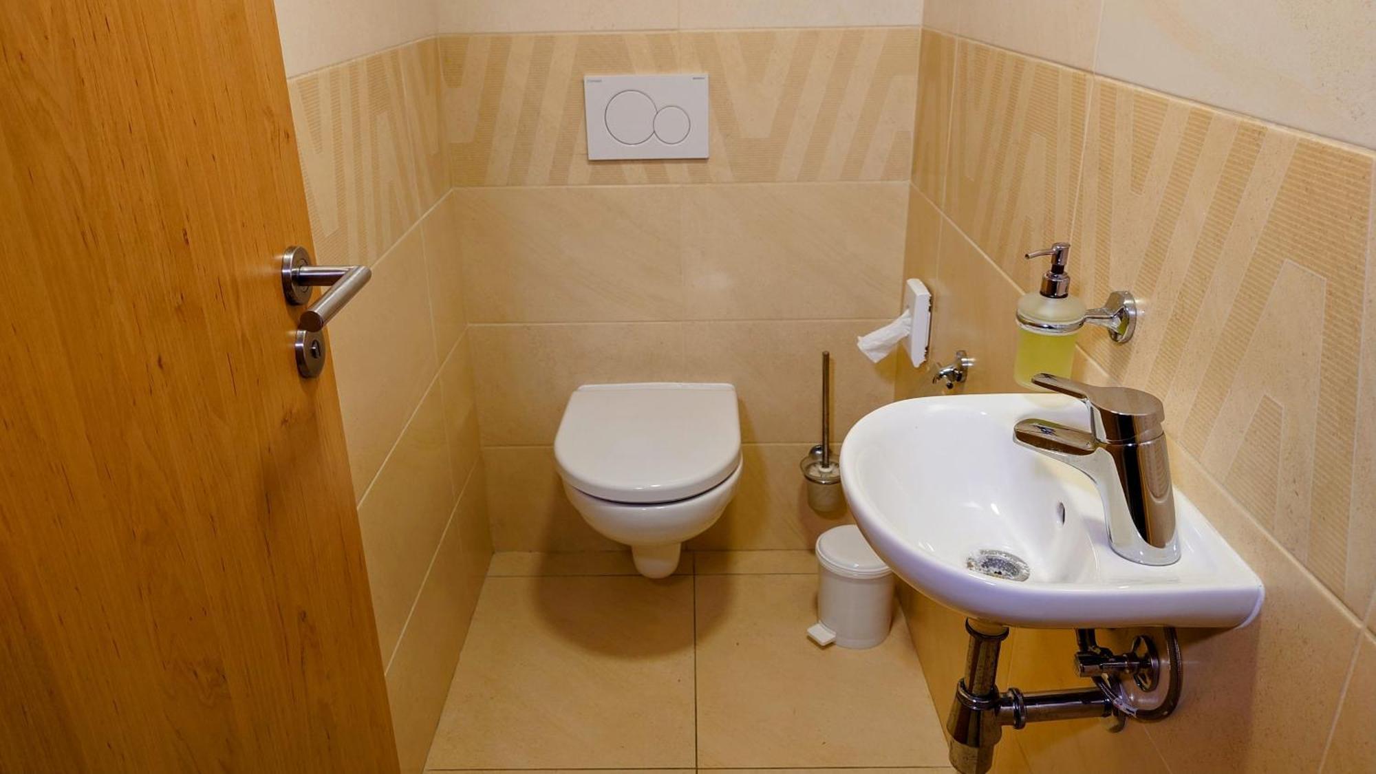 Raj Sportovni A Rekreacni Resort Branzez Knezmost Luaran gambar